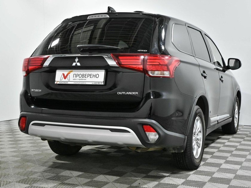 Митсубиси коричневый