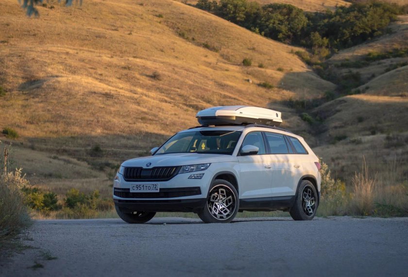 Кодиак белый с багажником