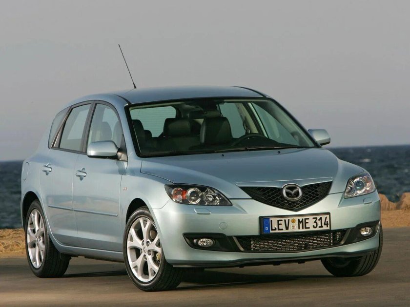 Mazda 3 BK хэтчбек