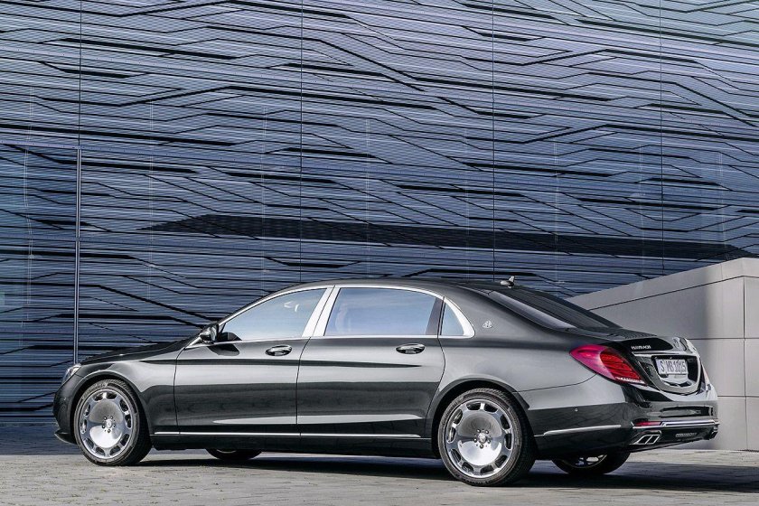 Mercedes benz s class maybach