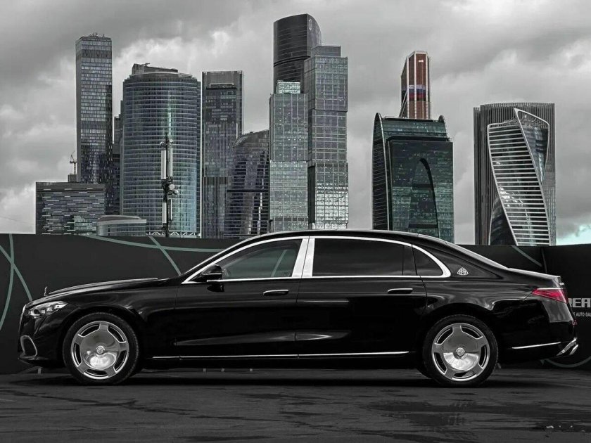 Mercedes benz maybach s class