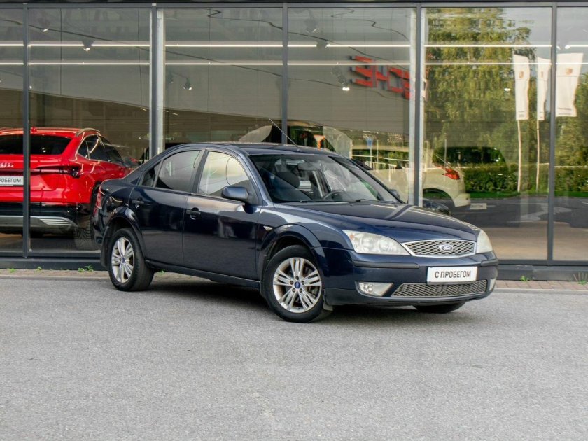 Ford mondeo 2002 г.