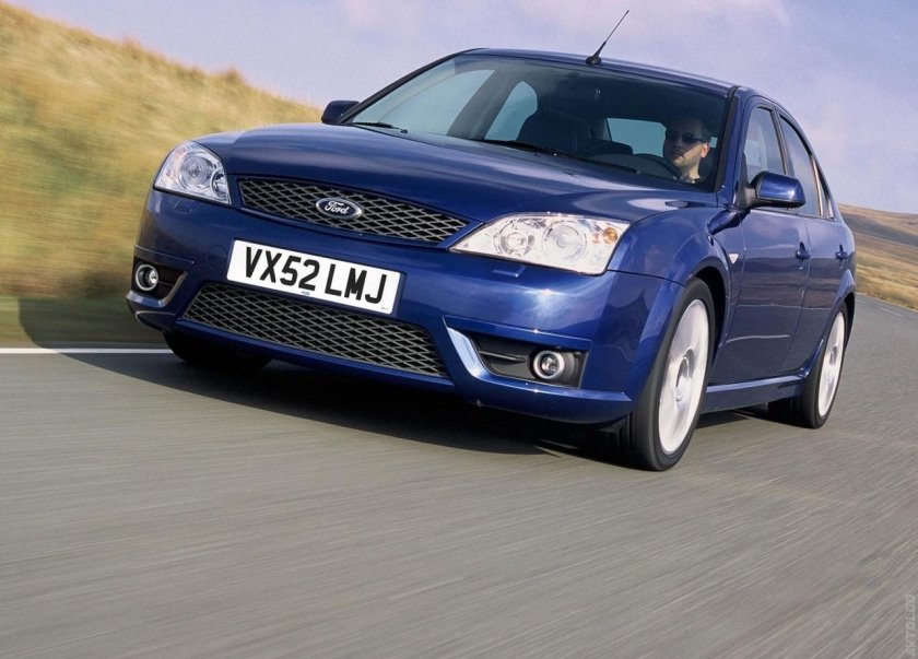 Ford Mondeo st220