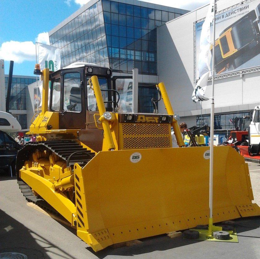 Бульдозер тм10 гст9