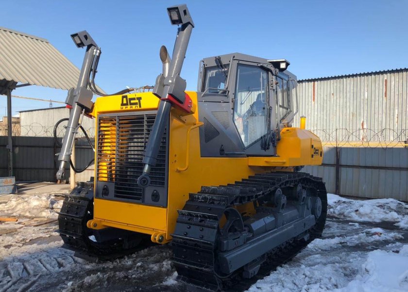 ДСТ Урал Бульдозеры d9