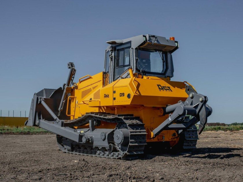 Бульдозер дст-урал d25