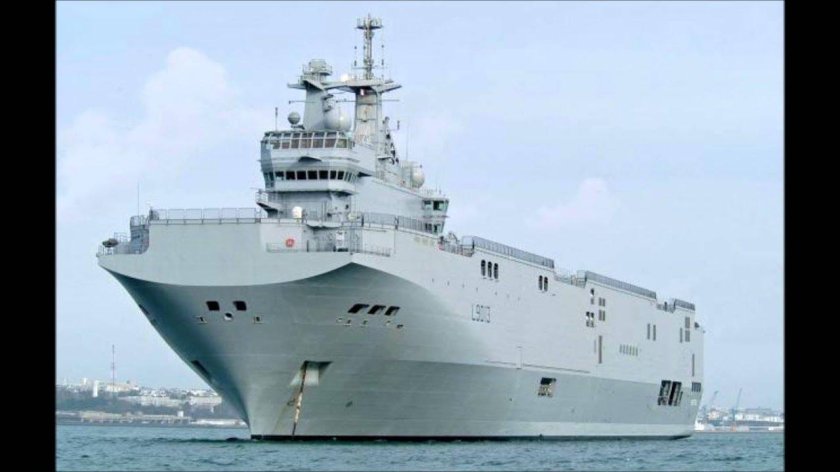 Универсальный десантный корабль Мистраль