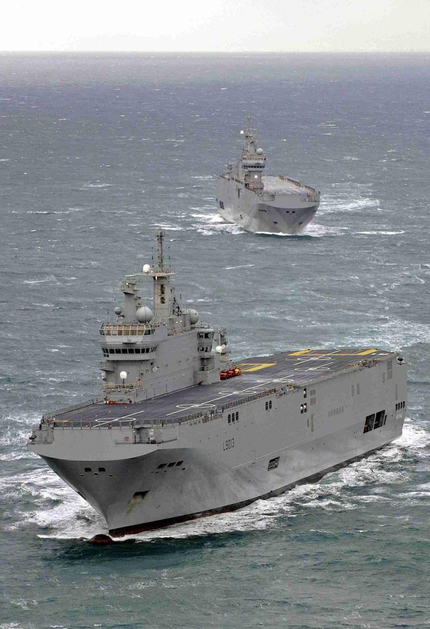 Мистраль вертолетоносец