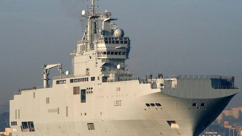 Десантный корабль Мистраль