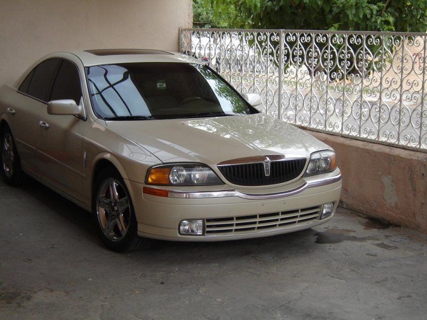 Lincoln LS v6