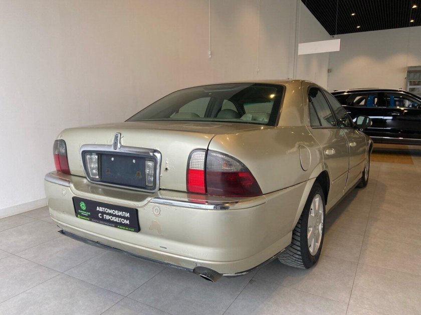 Автомобили с пробегом