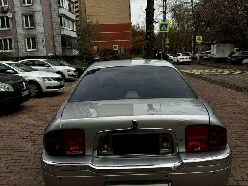 Lincoln town car 2003
