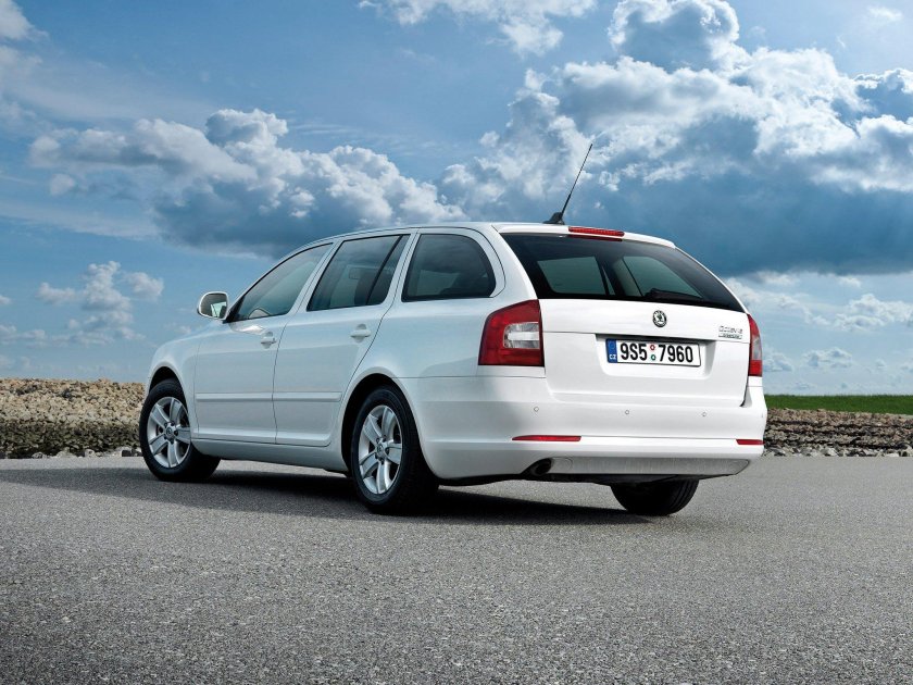 Шкода Октавия 1.2