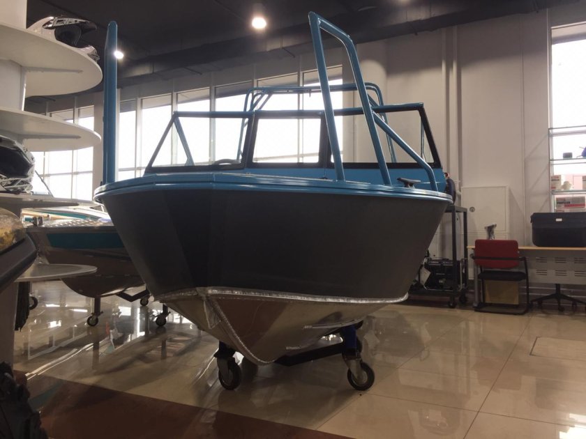 Лодка Viking 4.6 а