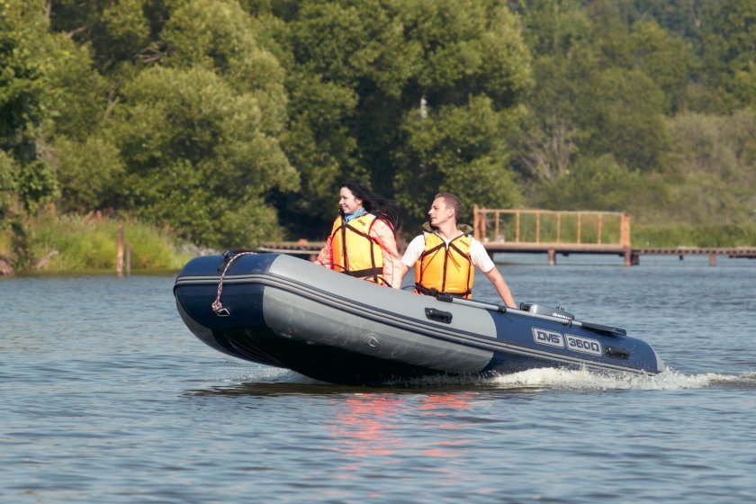 Лодка ДМБ 360