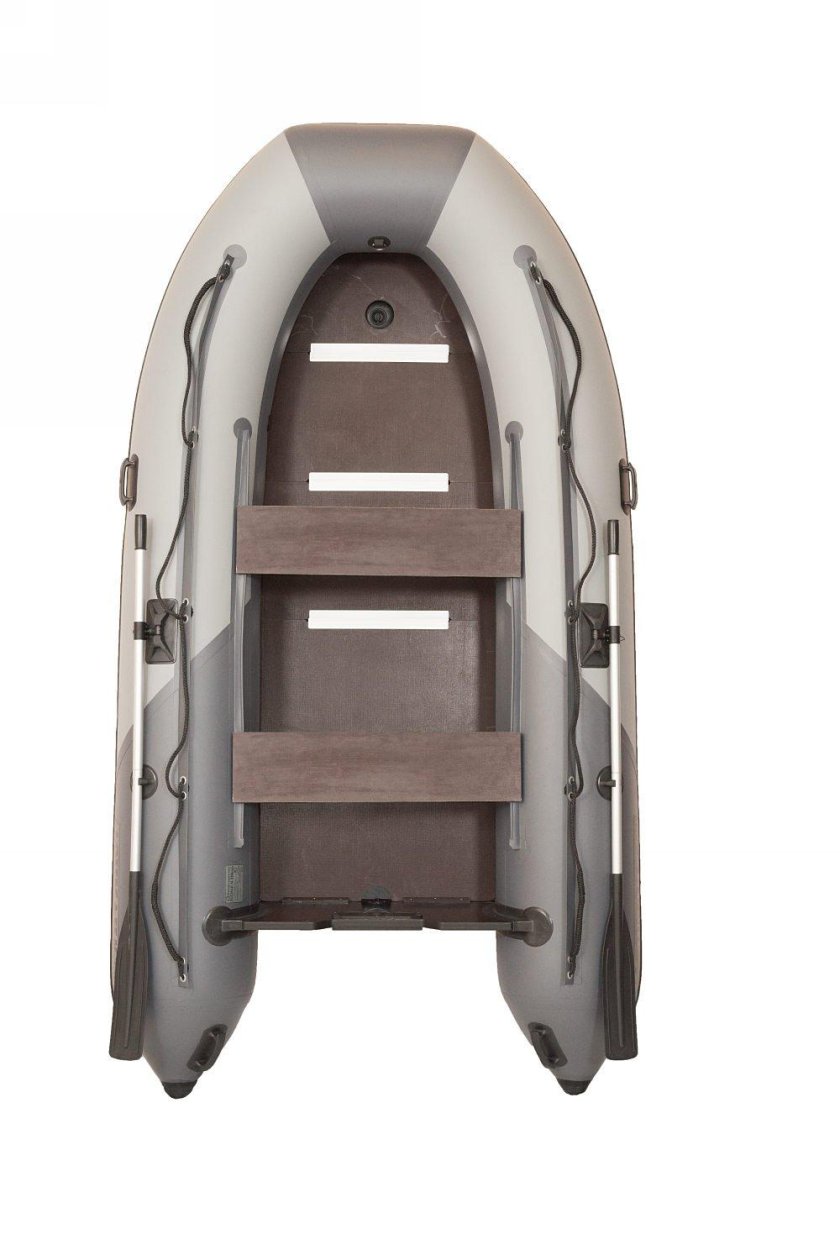 Лодка пилот 330