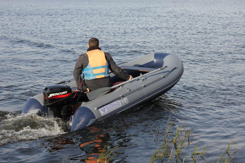 ПВХ лодка флагман 380 игла