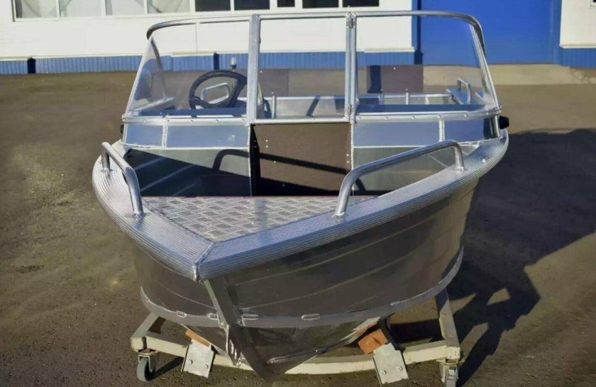 Лодка Wyatboat 430