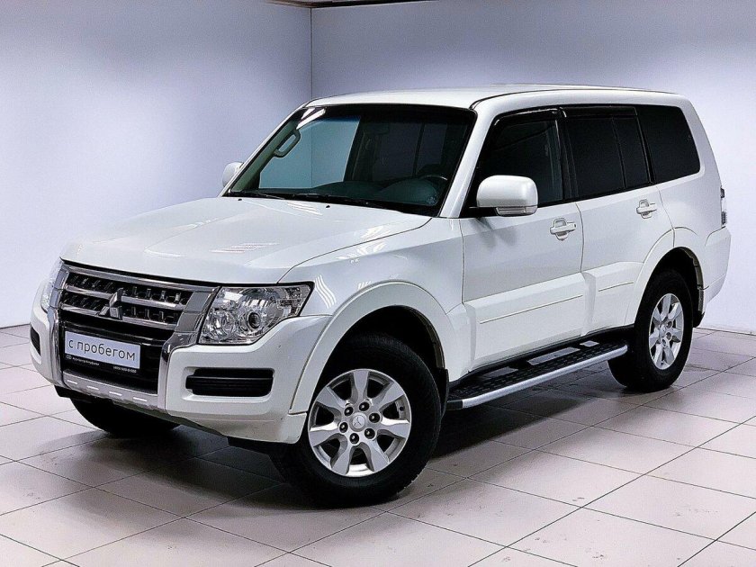 Мицубиси Паджеро 2015