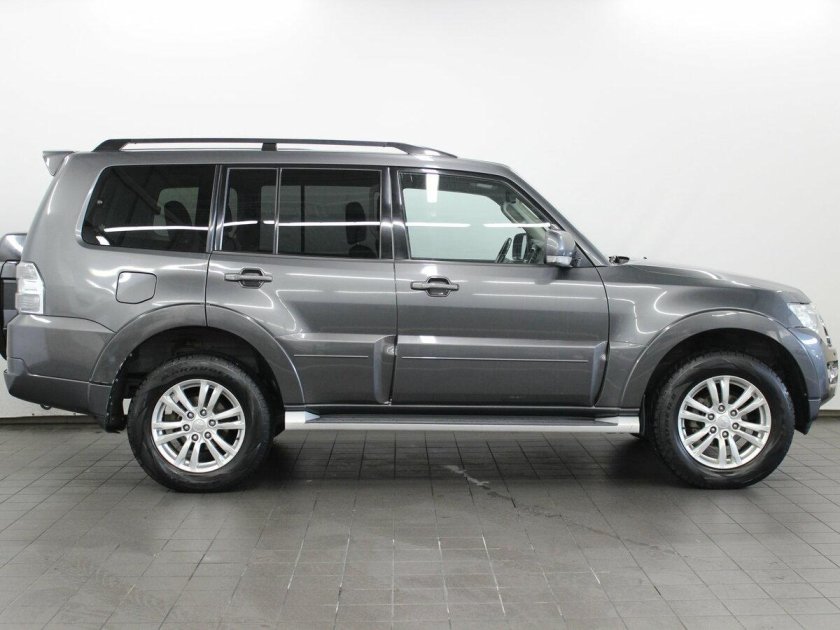 Митсубиси паджеро 2013