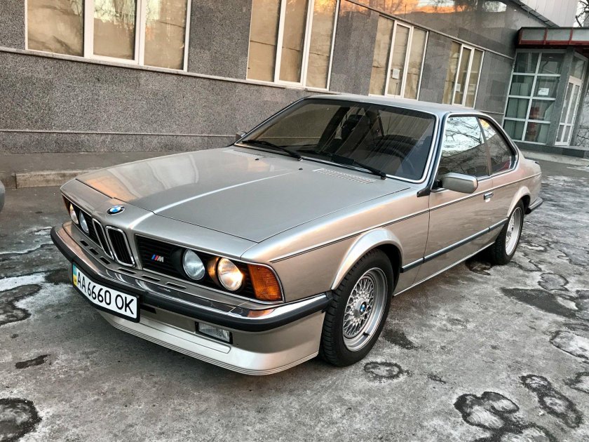 БМВ е23