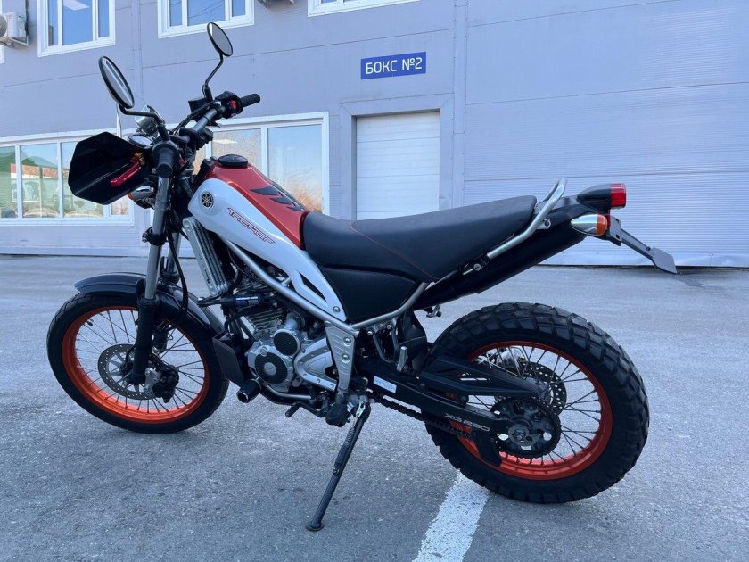 Yamaha xg 250 tricker