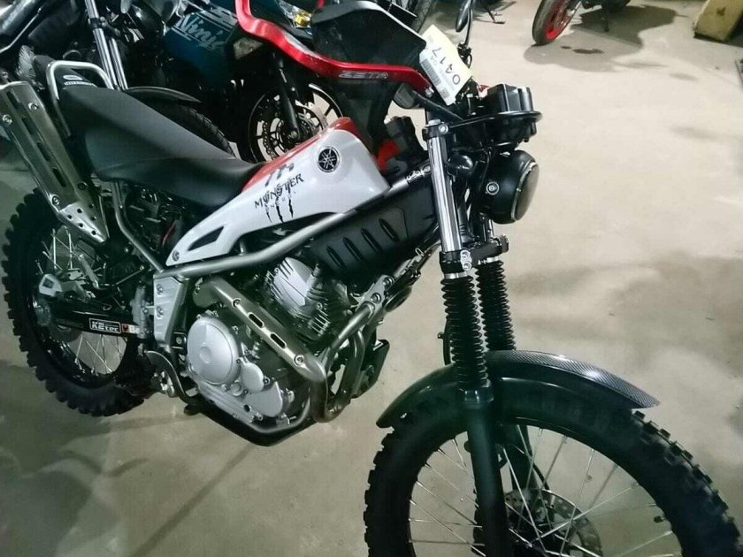 Мотоцикл yamaha