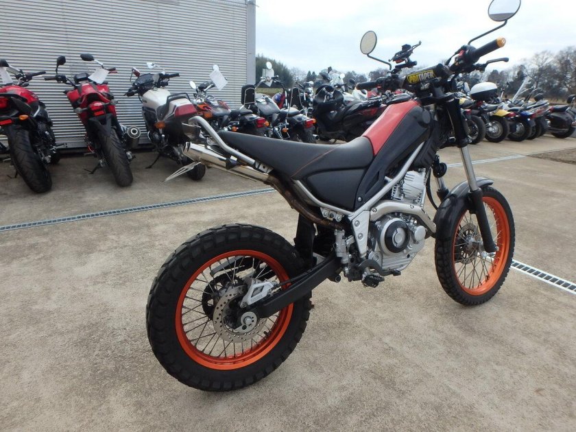 Yamaha Tricker xg250