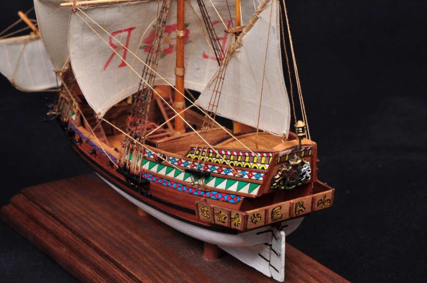 Золотая лань корабль