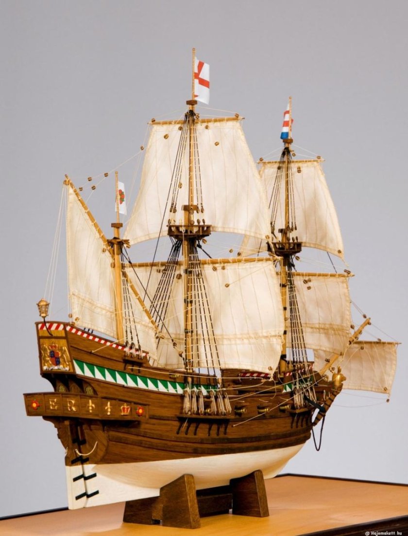 Галеон Дрейка Золотая Лань