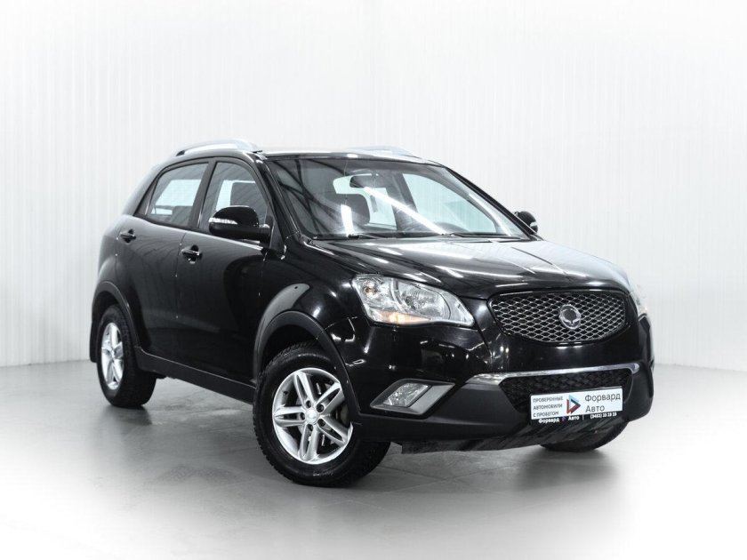 Машина ssangyong actyon