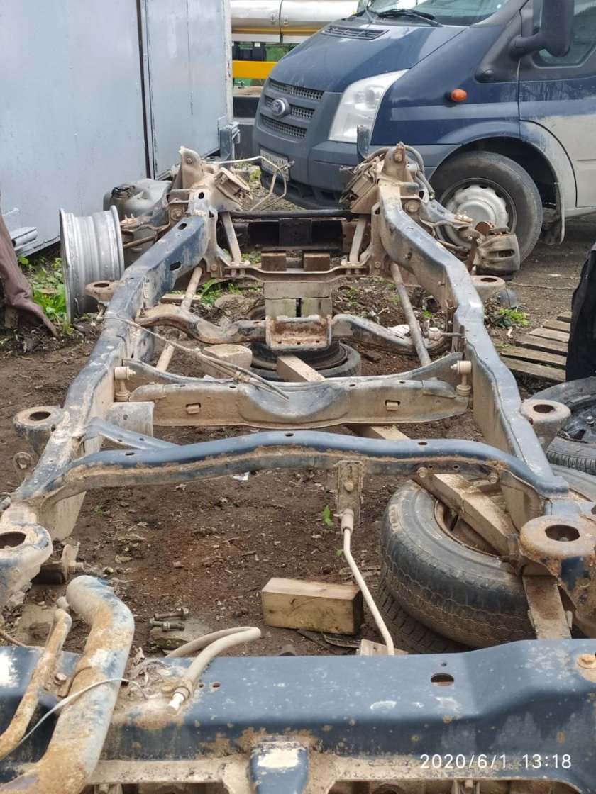 Chevrolet Blazer s10 рама