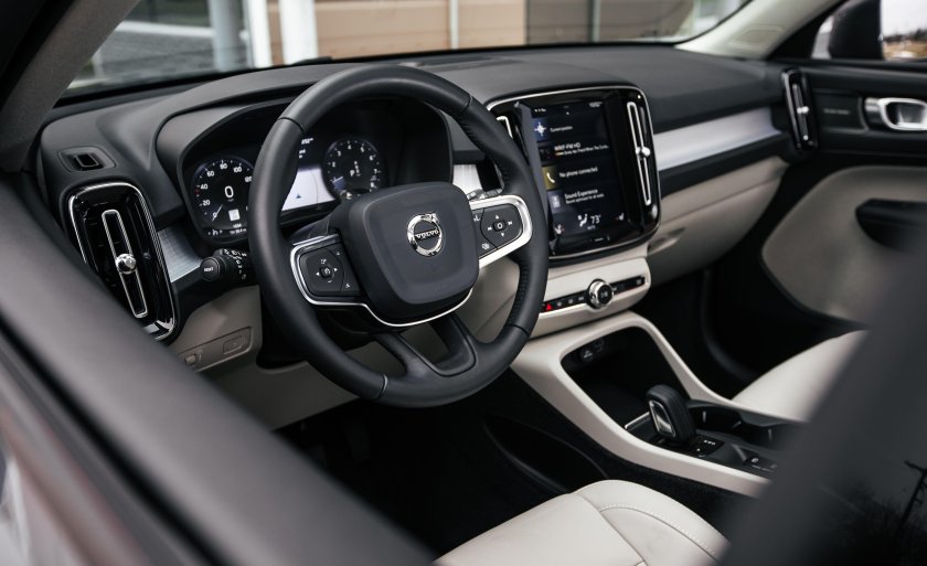 Volvo xc40 2021 салон