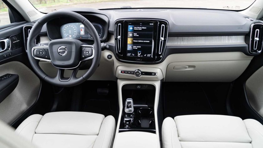Volvo xc40 салон