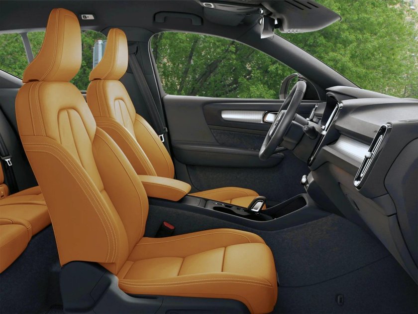 Вольво хс40 салон