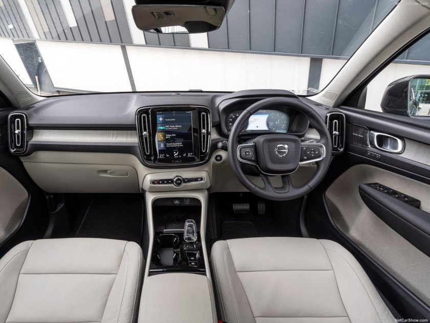 Volvo xc40 inscription