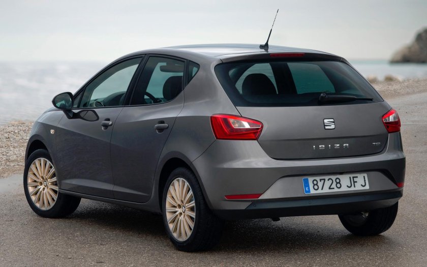 Seat Ibiza хетчбек 2002