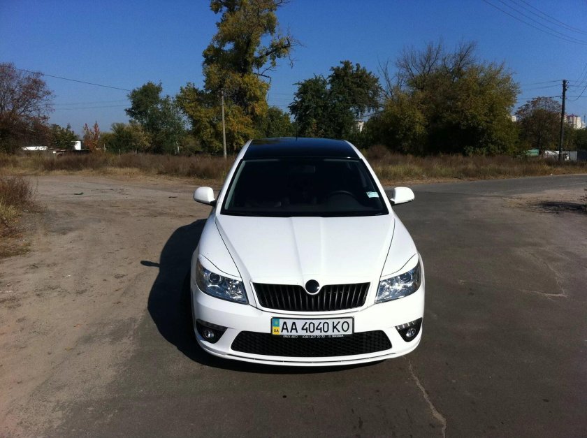 Шкода а5 с черной крышей