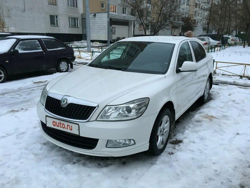 Skoda Octavia a5 белая