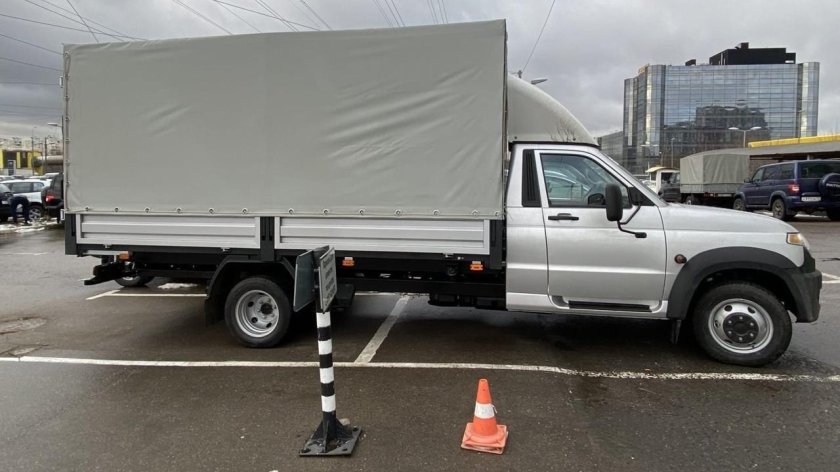 УАЗ профи 236031