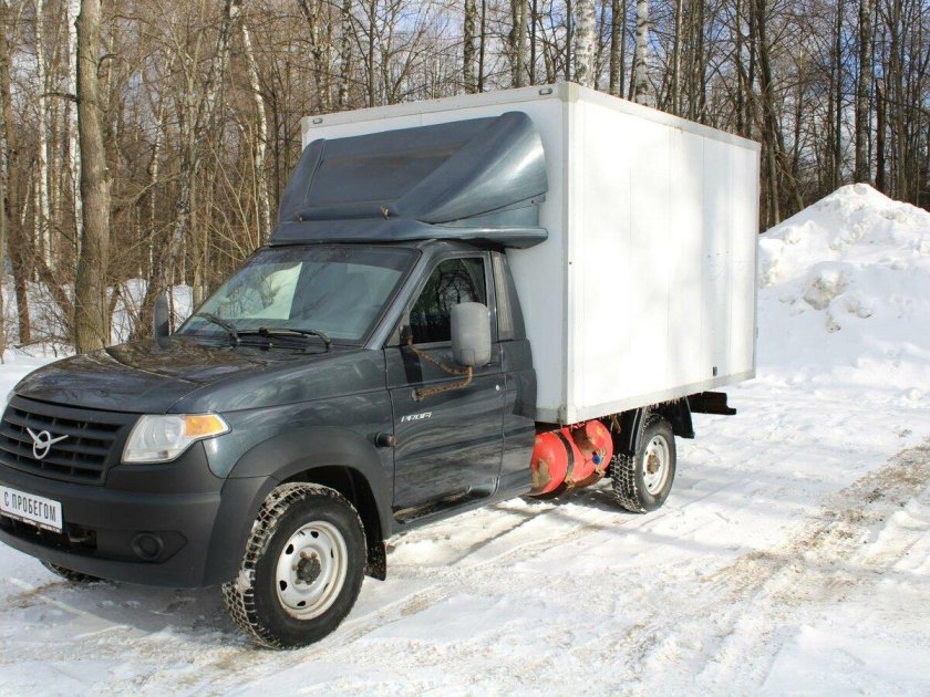 Обтекатель фургон уаз профи