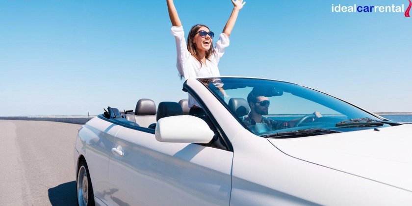 Девушка в кабриолете