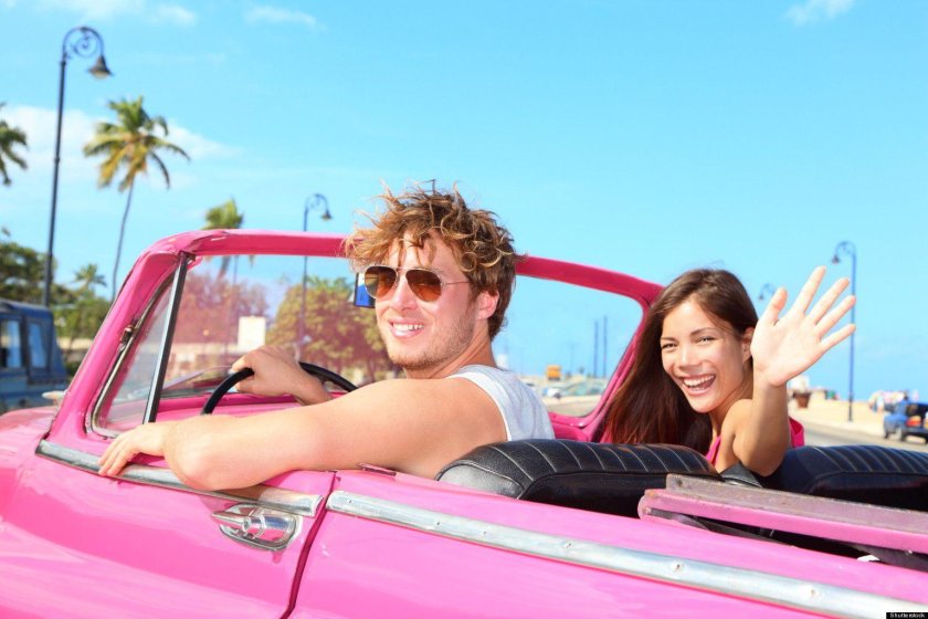 Девушка в кабриолете