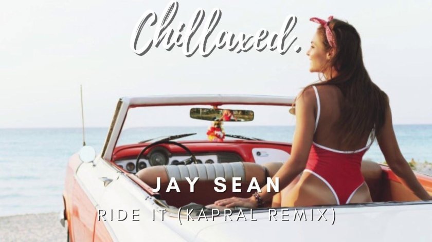 Девушка на кабриолете