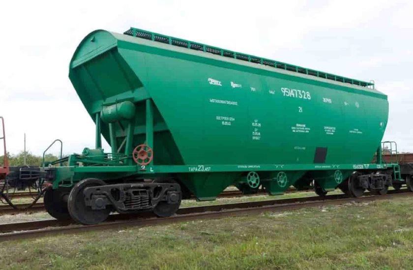 Хоппер минераловоз