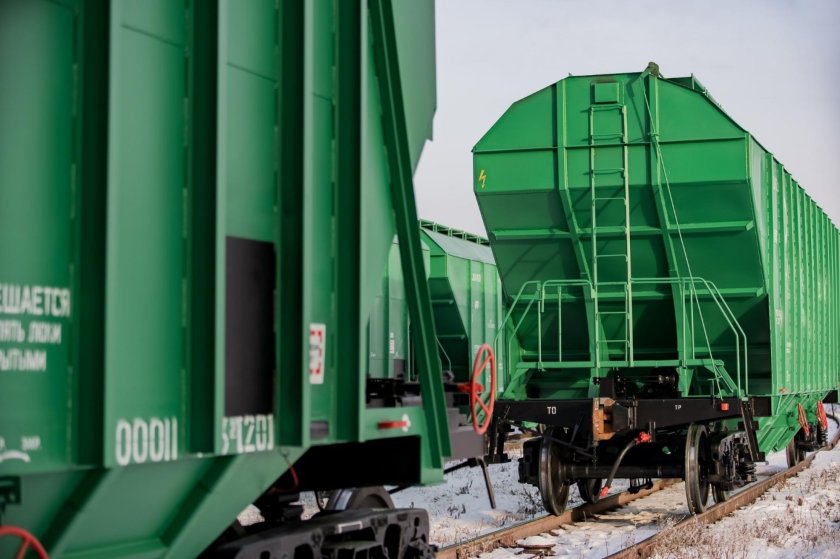 Хоппер зерновоз 19 7053 02