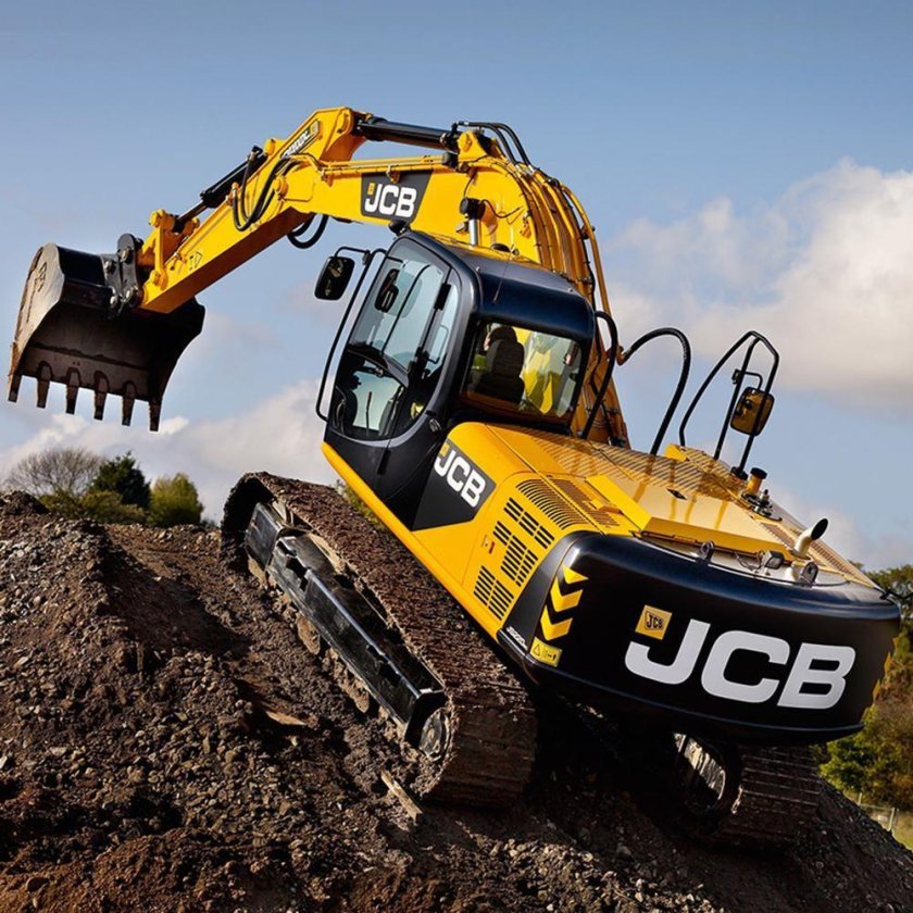 Гусеничный экскаватор JCB 220