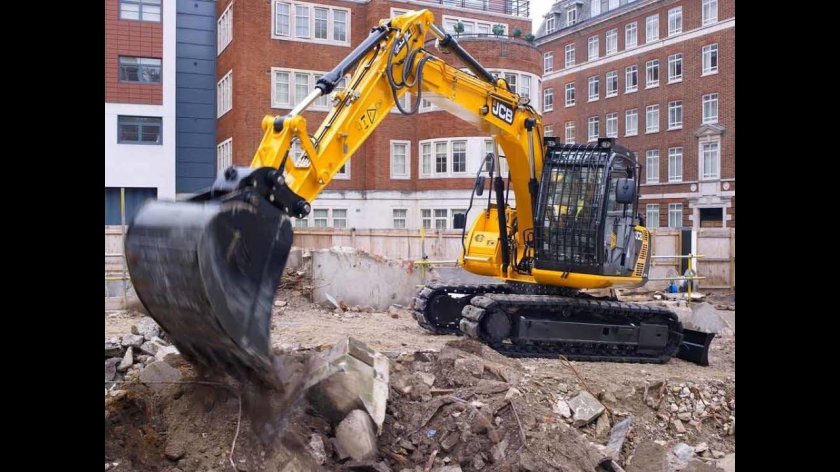 Гусеничный экскаватор JCB js130