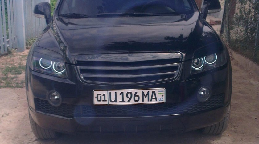 Chevrolet Captiva 2007 черные фары