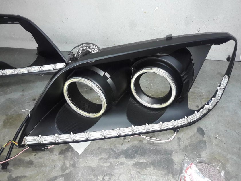 Фара Каптива с100